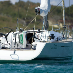 Два штурвала на Beneteau First 45.